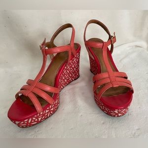 Clarks Amelia Avery Wedge Sandals | Red